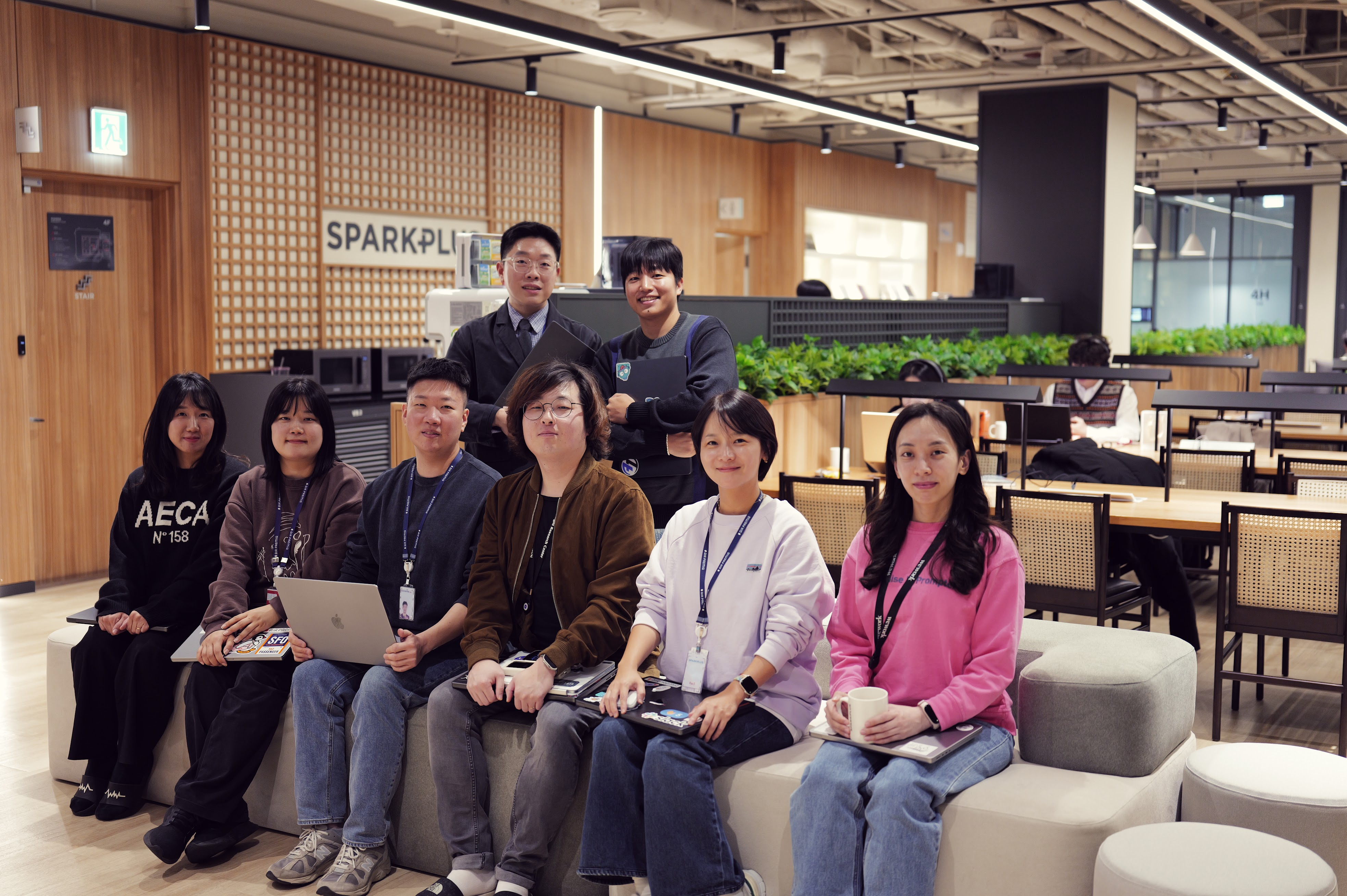 체크인 스쿼드 메인 이미지